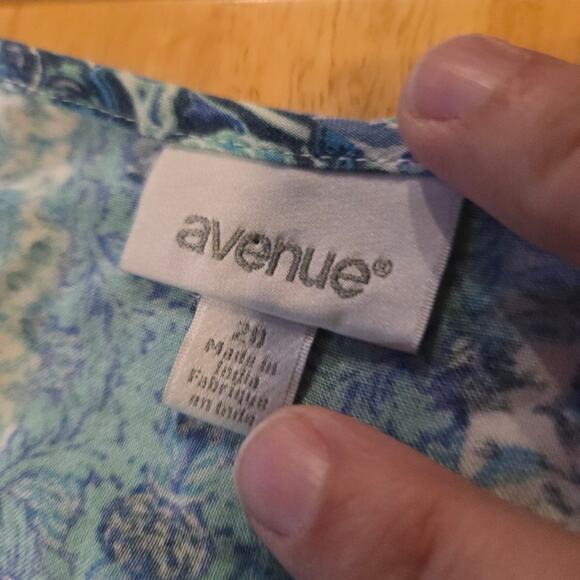 Avenue Boho Patchwork Bell Sleeve Tunic Top Blue Print Size 20 - Picture 3 of 8